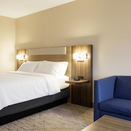 Holiday Inn Express Newton By Ihg Extérieur photo