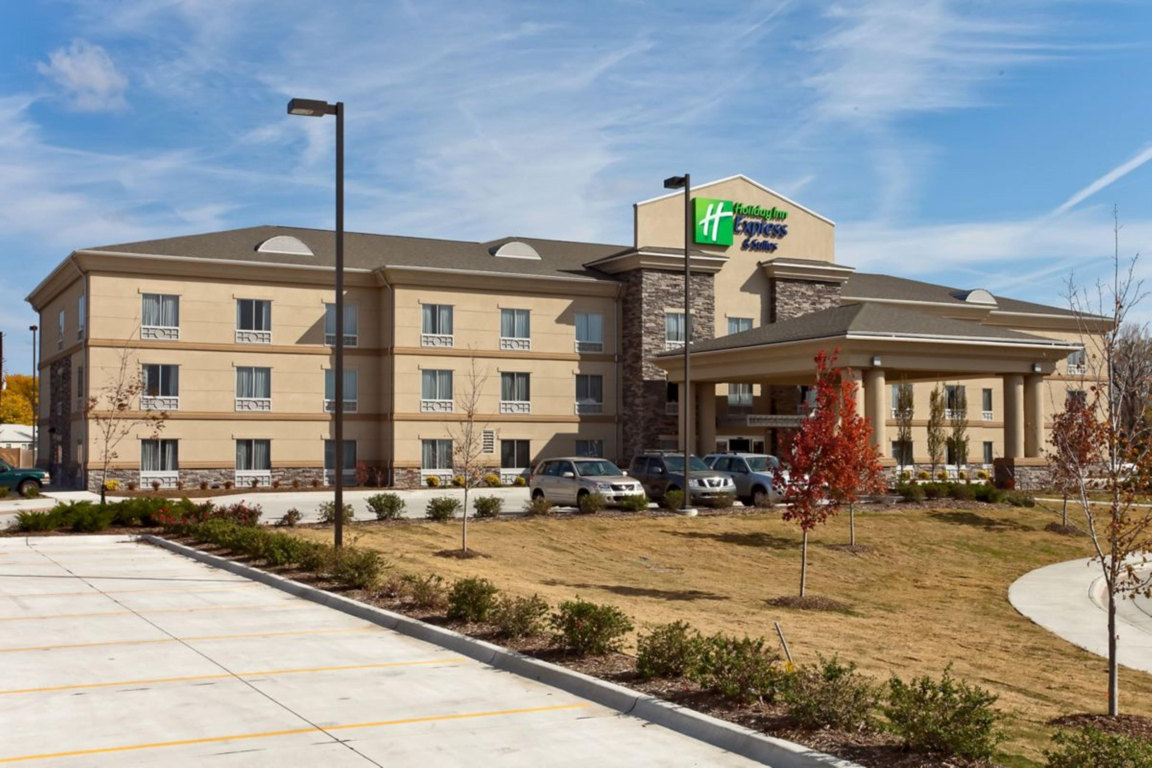 Holiday Inn Express Newton By Ihg Extérieur photo