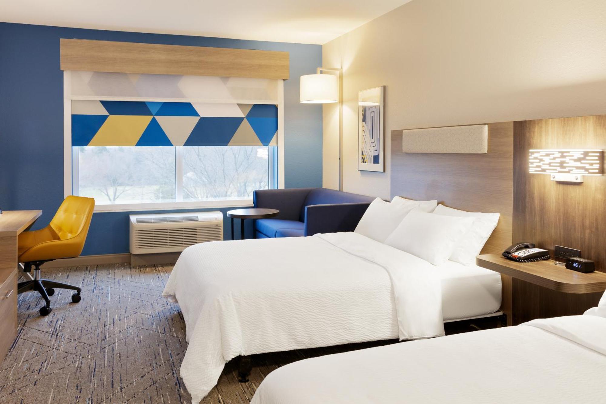 Holiday Inn Express Newton By Ihg Extérieur photo