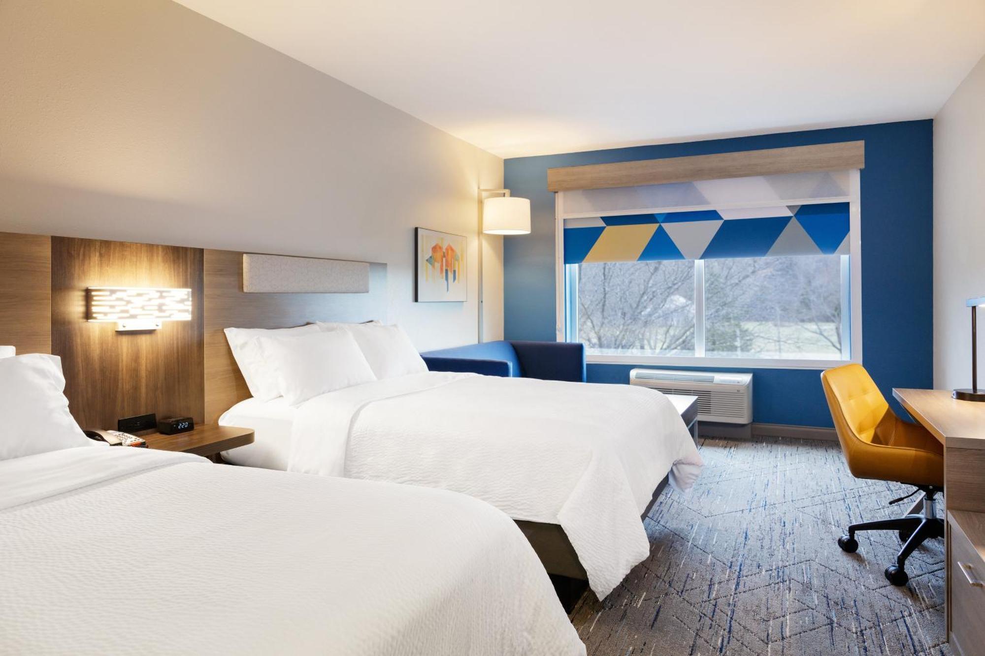 Holiday Inn Express Newton By Ihg Extérieur photo