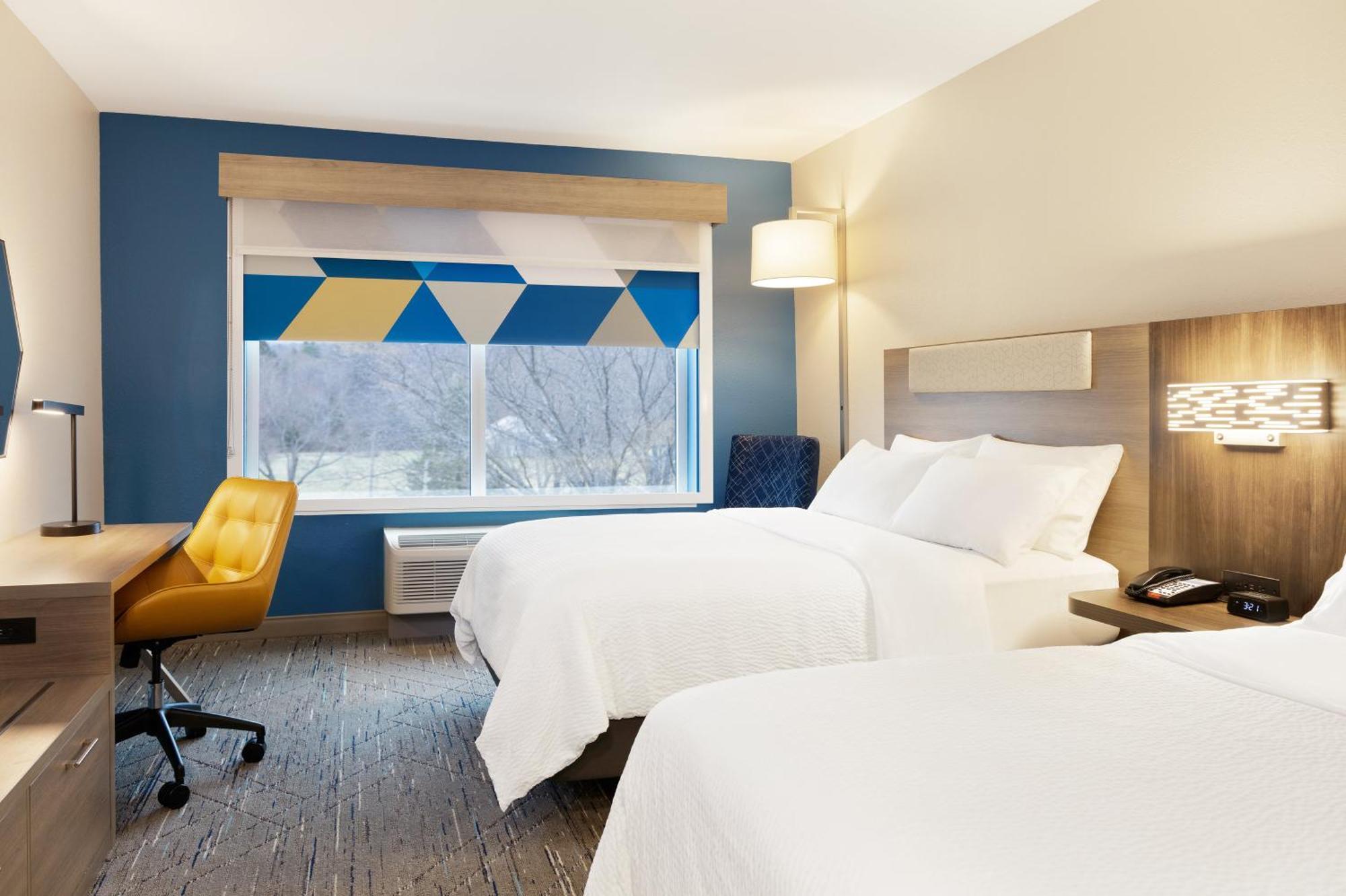 Holiday Inn Express Newton By Ihg Extérieur photo
